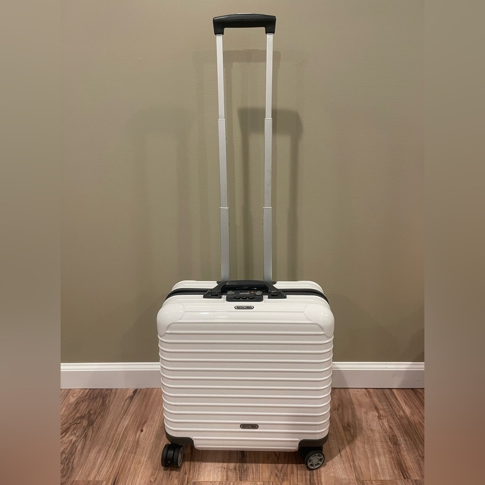 RIMOWA White Compact Brief Classic Design
